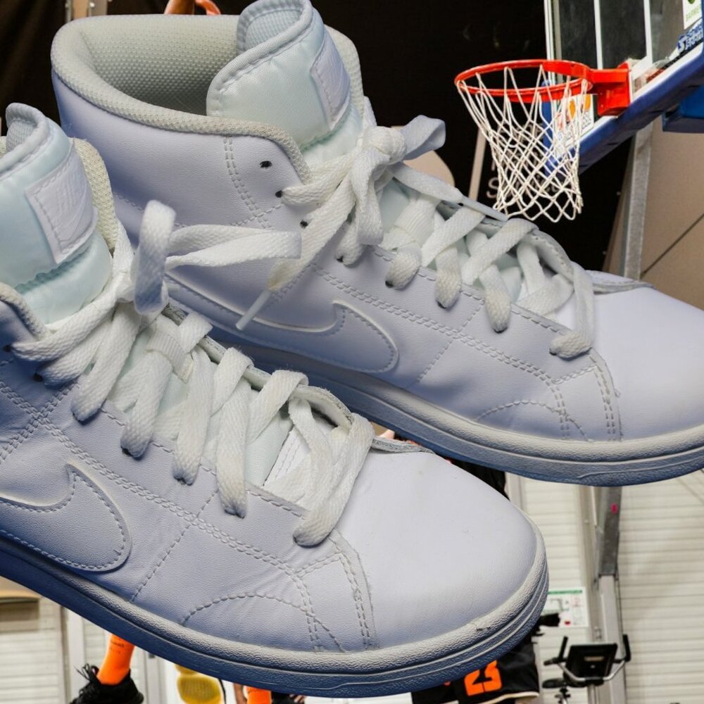 Nike Court Royale 2 Mid Womens Size 8.5 Shoes Athletic Sneakers White CT1725-100